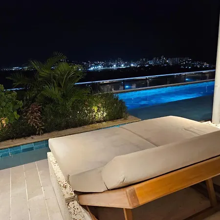 Apartamento Con Jacuzzi Privado, Vista Al Mar, Sector Exclusivo Apartment *