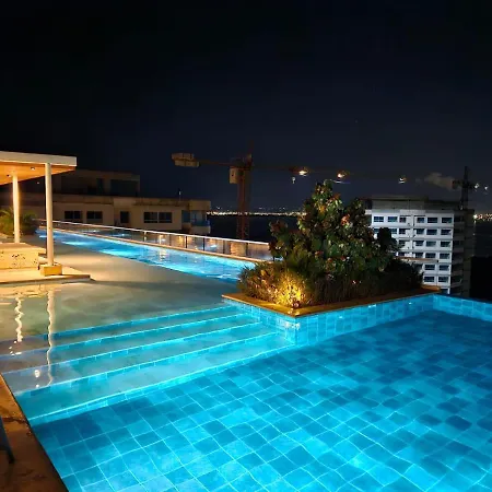 Apartamento Con Jacuzzi Privado, Vista Al Mar, Sector Exclusivo * Cartagena