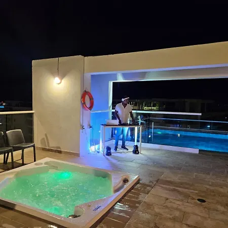 Apartment Apartamento Con Jacuzzi Privado, Vista Al Mar, Sector Exclusivo *