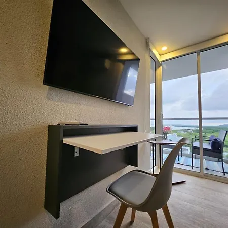 Apartamento Con Jacuzzi Privado, Vista Al Mar, Sector Exclusivo Apartamento Cartagena