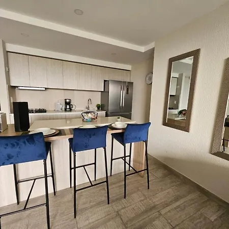 Apartamento Con Jacuzzi Privado, Vista Al Mar, Sector Exclusivo