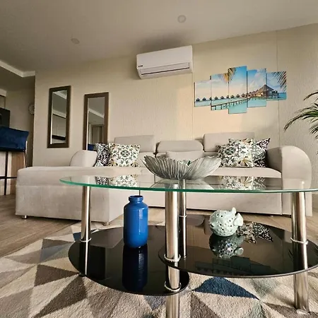 Apartamento Con Jacuzzi Privado, Vista Al Mar, Sector Exclusivo Apartamento *