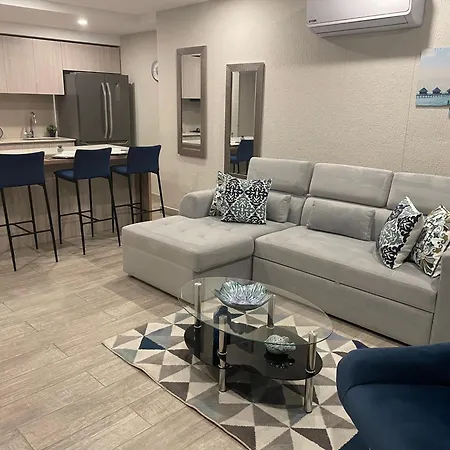 Apartamento Con Jacuzzi Privado, Vista Al Mar, Sector Exclusivo