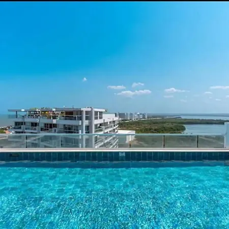 Apartamento Con Jacuzzi Privado, Vista Al Mar, Sector Exclusivo Apartment *